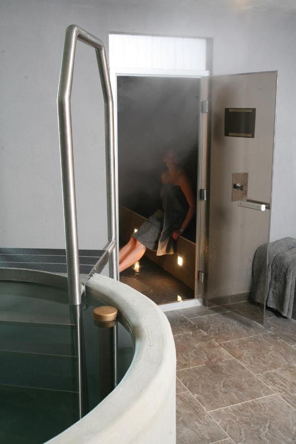 Boutique Hotel Art De Vivre & Spa Crans-Montana Exteriör bild