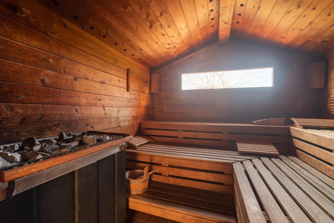 Boutique Hotel Art De Vivre & Spa Crans-Montana Exteriör bild